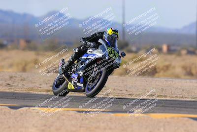 media/Dec-17-2023-CVMA (Sun) [[bf0c04832d]]/Race 2 Amateur Supersport Open/